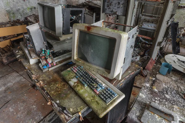 Old Computers 80S Abandoned Computing Center — Stock Photo, Image