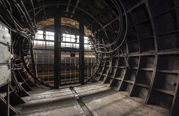 Subway tunnel med suddiga lätta spår — Stockfoto