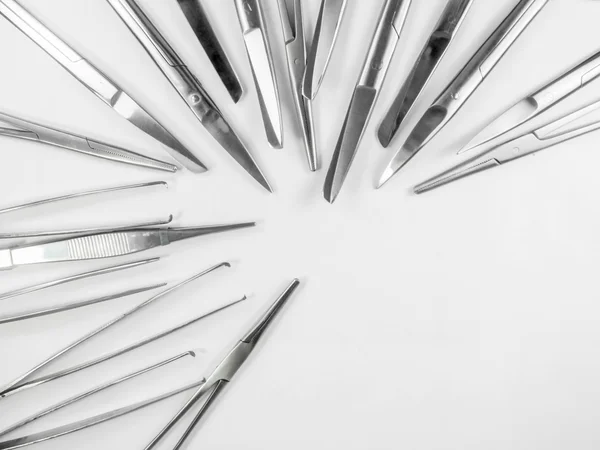 Surgical instruments arranged in a pattern 2 — Stock Photo, Image