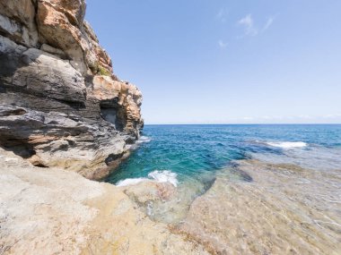 Deniz Burnu. Güneşli bir yaz günü. Formentera Adası, İspanya.