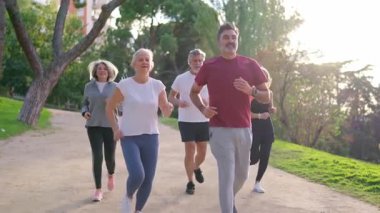 Üst düzey sporcular emekliliklerinde sağlıklı bir yaşam tarzının tadını çıkarıyorlar.