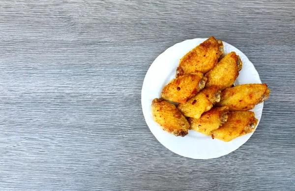 Ali di pollo alla griglia — Foto Stock