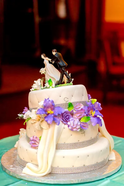 Blomma bakgrund bröllopstårta — Stockfoto