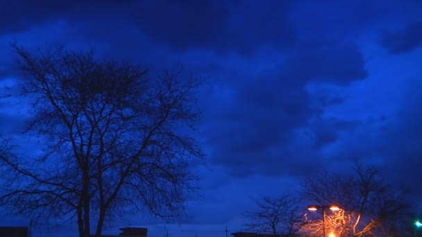 Chuveiros de abril Chuveiros de chuva Céu — Vídeo de Stock