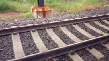 Tren bakış açısı görüntüleri hareketli