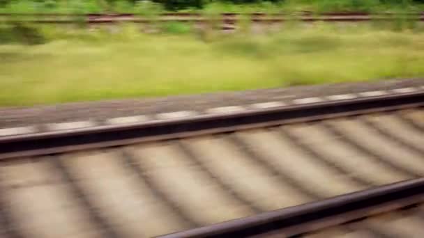 Imágenes en movimiento del punto de vista del tren — Vídeos de Stock
