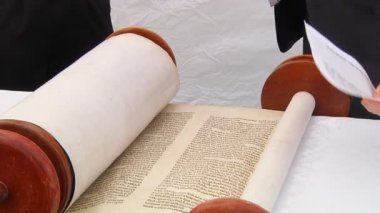 El çocuğun Yahudi Torah Bar Mitzvah Bar Mitzvah Tevrat 5 Eylül 2016 okuma, okuma