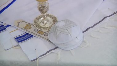 Bar Mitzhvah Yahudi dini dua şal - Tallit, Yahudi dini sembol simge