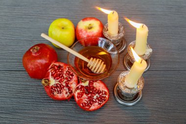 Rosh hashanah tatlım, elma ve nar