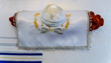 Takke, Bar Mitzhvah Yahudi dini sembol challah kapsayan bir Yahudi kafa