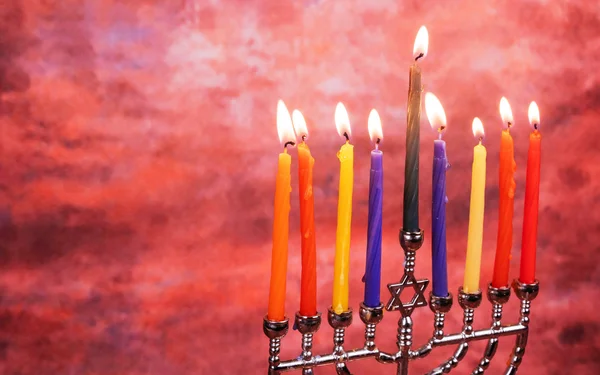 Joodse vakantie Hanukkah achtergrond met menora — Stockfoto