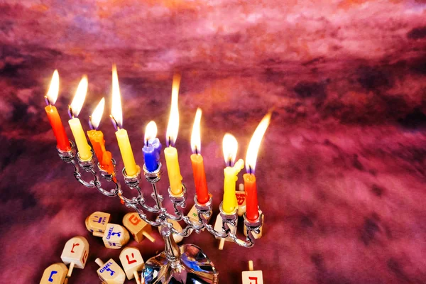 Yahudi tatil Hanukkah menorah ile arka plan — Stok fotoğraf