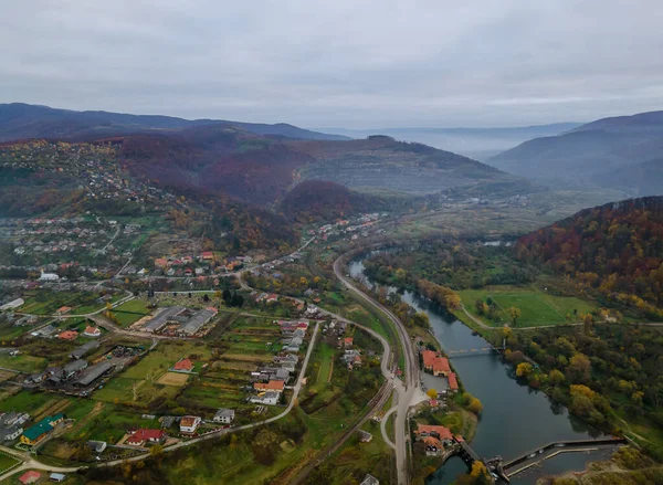 Vista Aérea Del Paisaje Con Pequeños Pueblos Campos Montañas Cárpatos — Foto de Stock