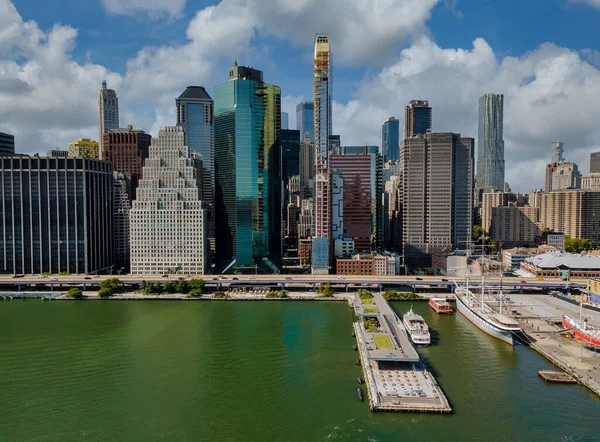 Flygfoto Över New York City Panorama Med Manhattan Skyline Kontorsbyggnader — Stockfoto