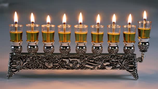 Joods vakantiesymbool Chanoeka, het Joods Lichtfeest — Stockvideo