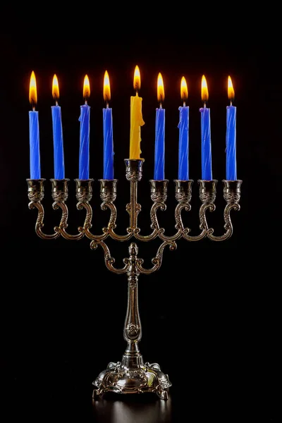 Εβραϊκά Φώτα Διακοπές Του Chanukah Ένα Φλεγόμενο Σύμβολο Menorah Του — Φωτογραφία Αρχείου