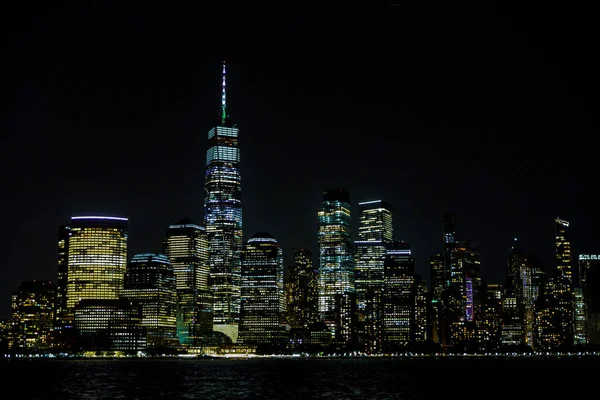 New York City Manhattan Éjszakai Panoráma Hudson Folyó Felett Tükröződésekkel — Stock Fotó