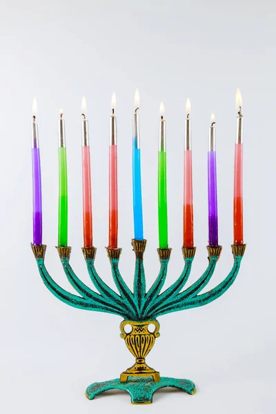 Fiesta Tradicional Judía Hanukkah Con Hanukkiah Menorah Nueve Velas —  Fotos de Stock