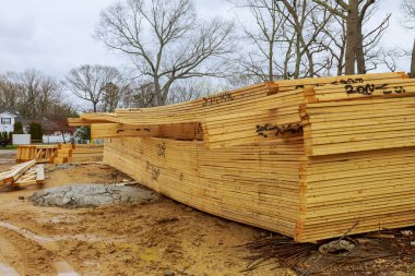 Yığınla ahşap yapı malzemesi yığını ahşap çerçeve inşaatı