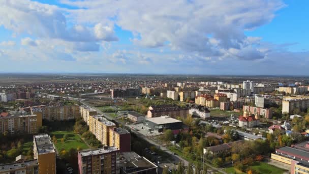Αεροφωτογραφία του πανοραμική θέα στην πόλη οροφή Uzhgorod Ουκρανία — Αρχείο Βίντεο