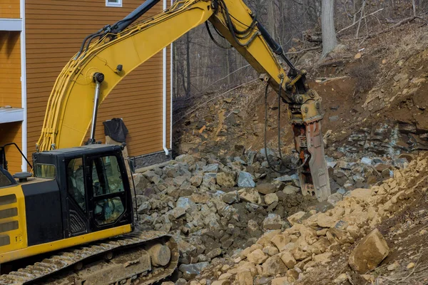 Breeksteen Met Machine Boren Pneumatische Hamer Voor Voorbereiding Van Installatie — Stockfoto