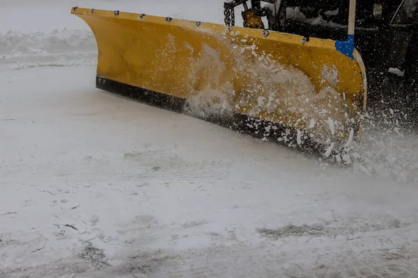 Inverno Trator Limpa Veículo Neve Removendo Neve Após Neve Pesada — Fotografia de Stock