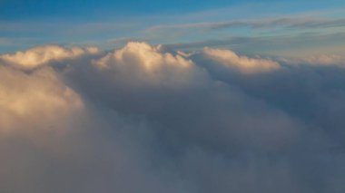 Uçak penceresinden görüntüle,