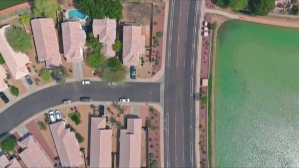 Veel kleine vijvers in de buurt van Avondale kleine stad een uitzicht op de woestijn in de buurt van een van de hoofdstad van de staat Phoenix Arizona — Stockvideo