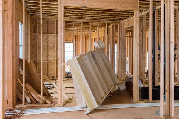 Vigas Construcción Enmarcando Una Nueva Casa Madera Sin Terminar Sitio — Foto de Stock