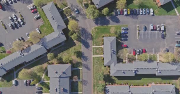 Top view apartmanok komplex épület városi életmód kerület táj — Stock videók