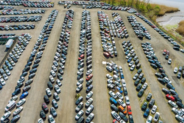 Molte Auto Parcheggiate Distribuite Auto Usate All Asta Parcheggio — Foto Stock