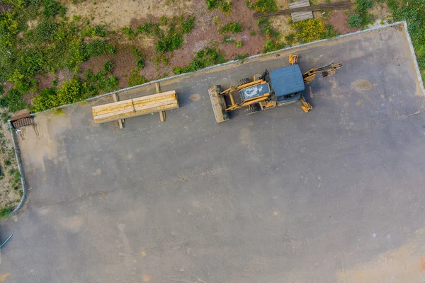 Letecký Pohled Vysokozdvižný Vozík Stohovací Dřevěné Desky Trámy Pro Nový — Stock fotografie