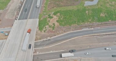 ABD 'de yapım aşamasında olan yenileme köprüsündeki tamir sahası.