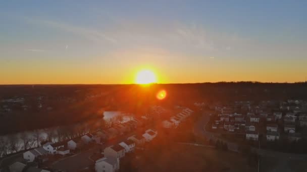 Panoramic view of view at sunset from the height roofs small town of houses of bird flight NJ US — Stock Video