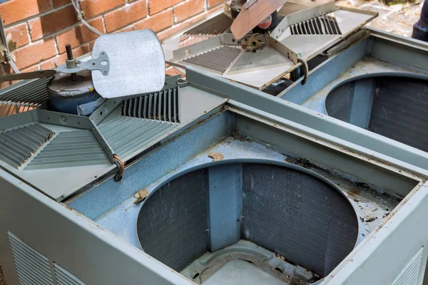 Open Air Conditioner Outdoors Need Service Repair Clean Equipment — Stock fotografie