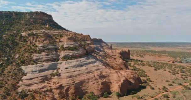 Cañón Desierto y montañas nubes sobre el suroeste de Estados Unidos Arizona desierto — Vídeo de stock