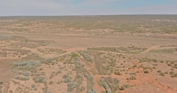 Vista panorámica del desierto escaso como paisaje en Nuevo México, EE.UU. — Vídeos de Stock