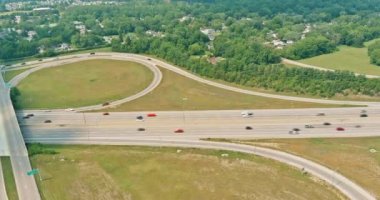 70. otoyol Scioto Ormanı, Columbus, Ohio ABD hava manzaralı.