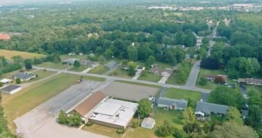 Panorama, Clinton Oklahoma 'da küçük Amerikan kasabası şehir yaşam tarzı manzarası.