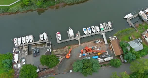 Amazing panoramic view little harbour for many boat floating near the ocean in USA — Stock Video