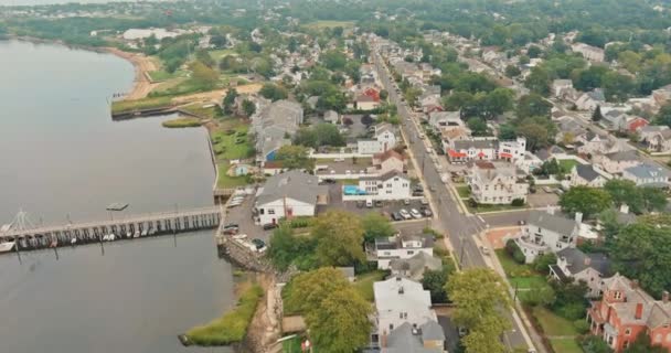 Barrio entre el área de la bahía suburbana en vista aérea de NJ US — Vídeos de Stock