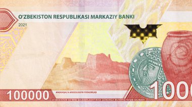 Özbekistan, Özbekiston Respublikasi cephesinin resmi para birimi olarak çalışan 100.000 som banknot çıkardı.