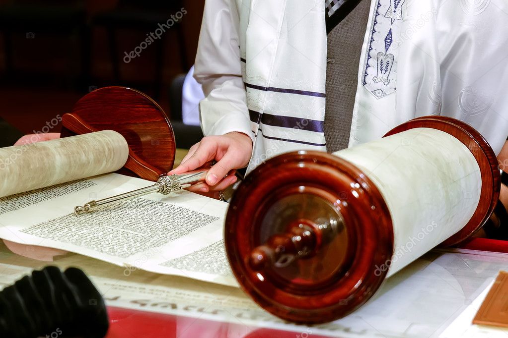 Jewish man dressed in ritual clothing