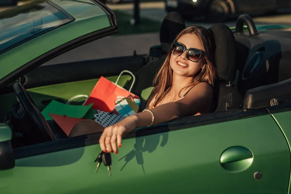 Portrait Woman Sitting Cabriolet Car Shopping Bags Smiling — Stock Photo, Image