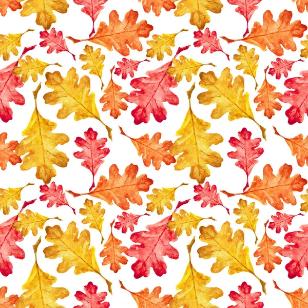 明亮的秋天树叶构成的现代无缝图案 橡树叶 秋天的主题万圣节 你可以用它来做自己的设计 — 图库照片