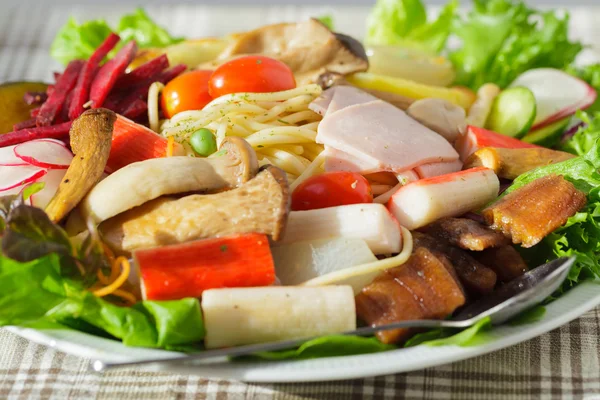 Salades lijn spaghetti. — Stockfoto