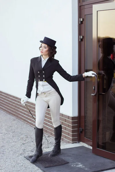 güzel kız jokey poz