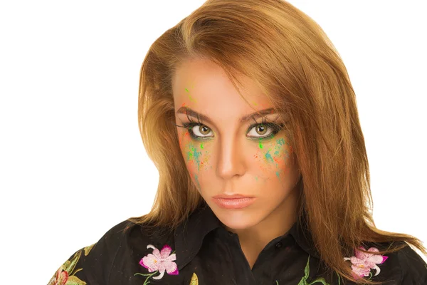 Porträtt av vacker flicka med ljusa make-up — Stockfoto