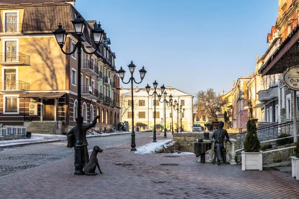 Kamianets Podilskyi Ukrajina 2020 Sochy Ulicích Staré Čtvrti Kamianets Podilskyi — Stock fotografie