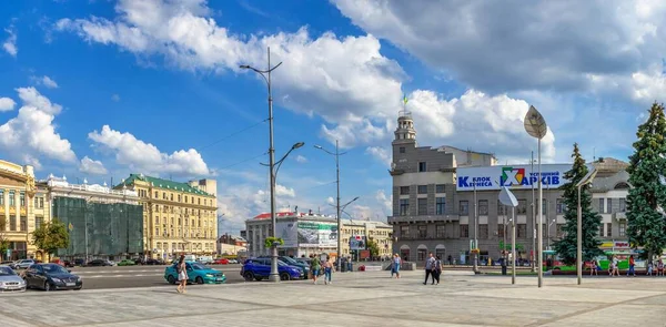 Kharkiv Ucrânia 2020 Praça Constituição Kharkiv Ucrânia Dia Ensolarado Verão — Fotografia de Stock